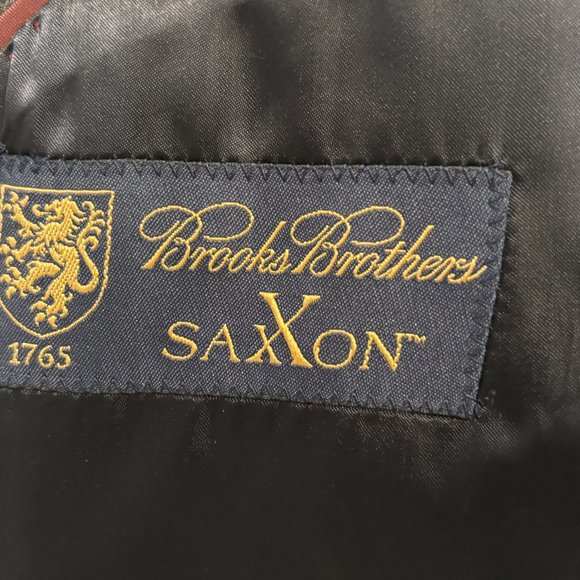 Brooks Brothers Grey Plaid Chesterfield Overcoat Topcoat, Wool, Velvet; M-L - Picture 10 of 16